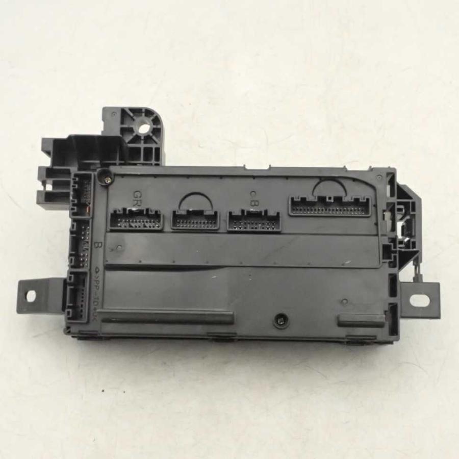 平成29年 キャスト アクティバ LA250S 純正 室内ヒューズ