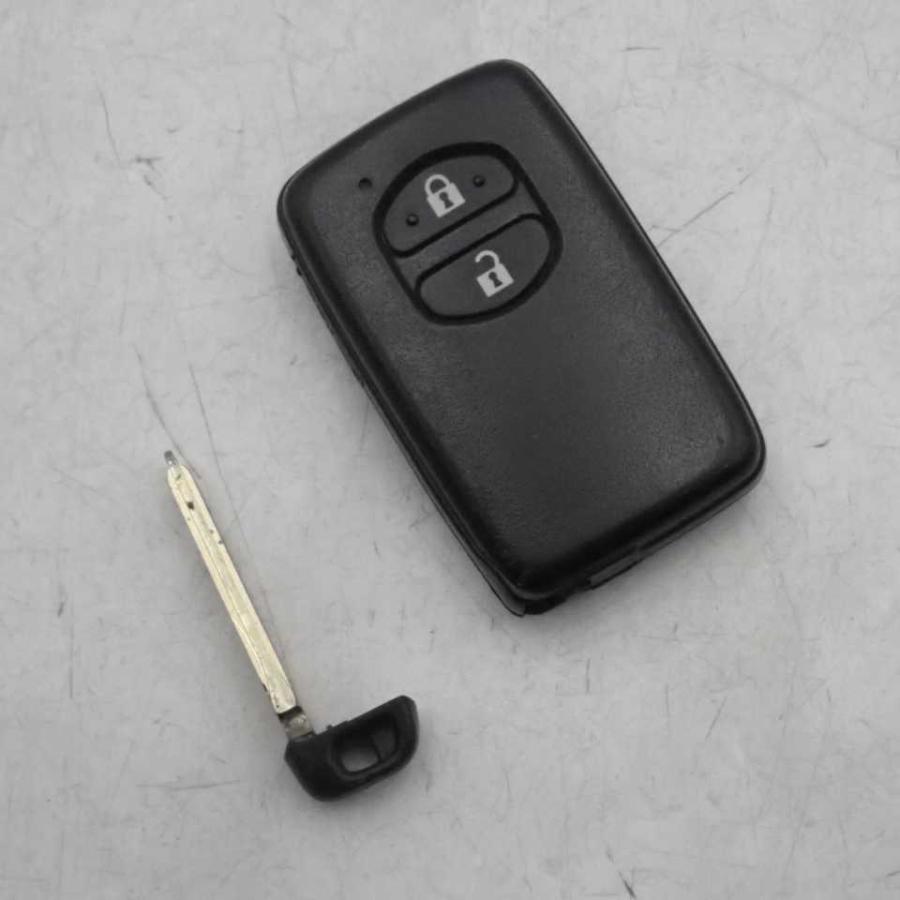 トヨタ純正スマートキー　アクアNHP10 8個　[X24] 平成24年 アクア NHP10 前期 純正 スマートキー カギ キー 中古 即決