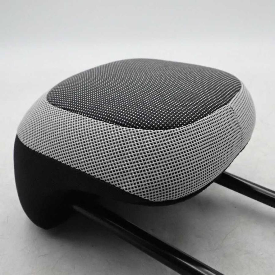 平成29年 ルノー トゥインゴ AHH4B 純正 リアヘッドレスト 左右