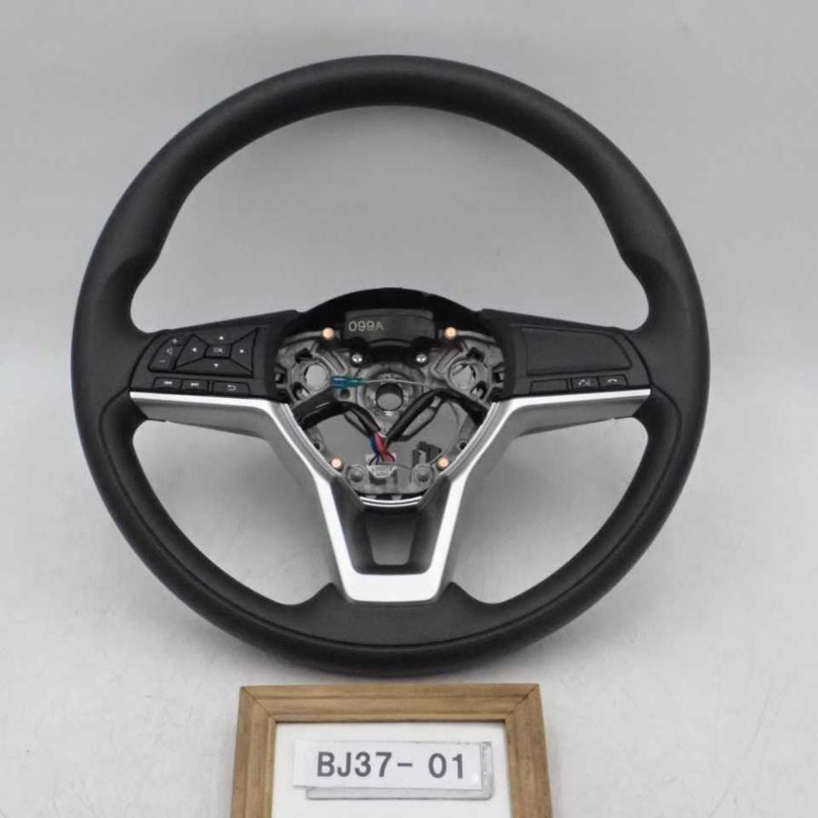 令和5年 ekワゴン B33W 純正 ステアリングホイール ハンドル スイッチ