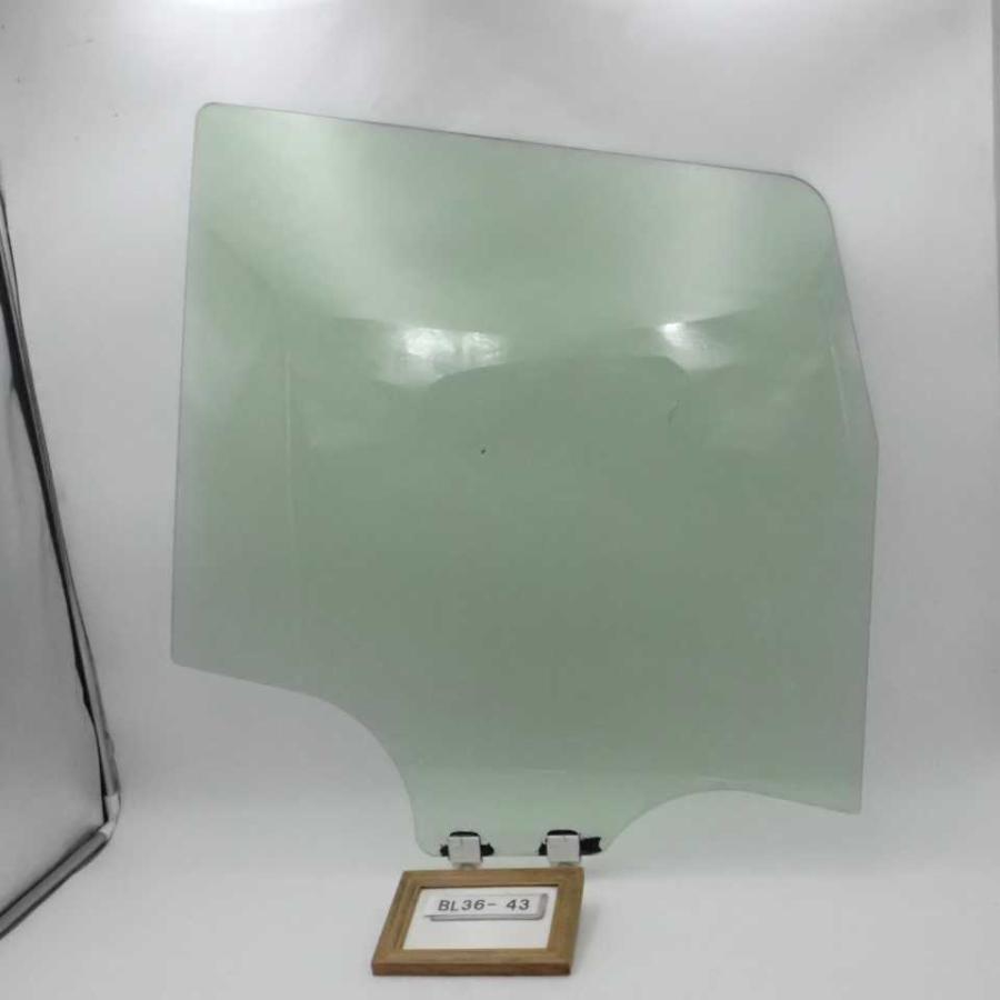 平成30年 NBOX JF3 前期 純正 フロントドアガラス右 ウィンドウ 中古