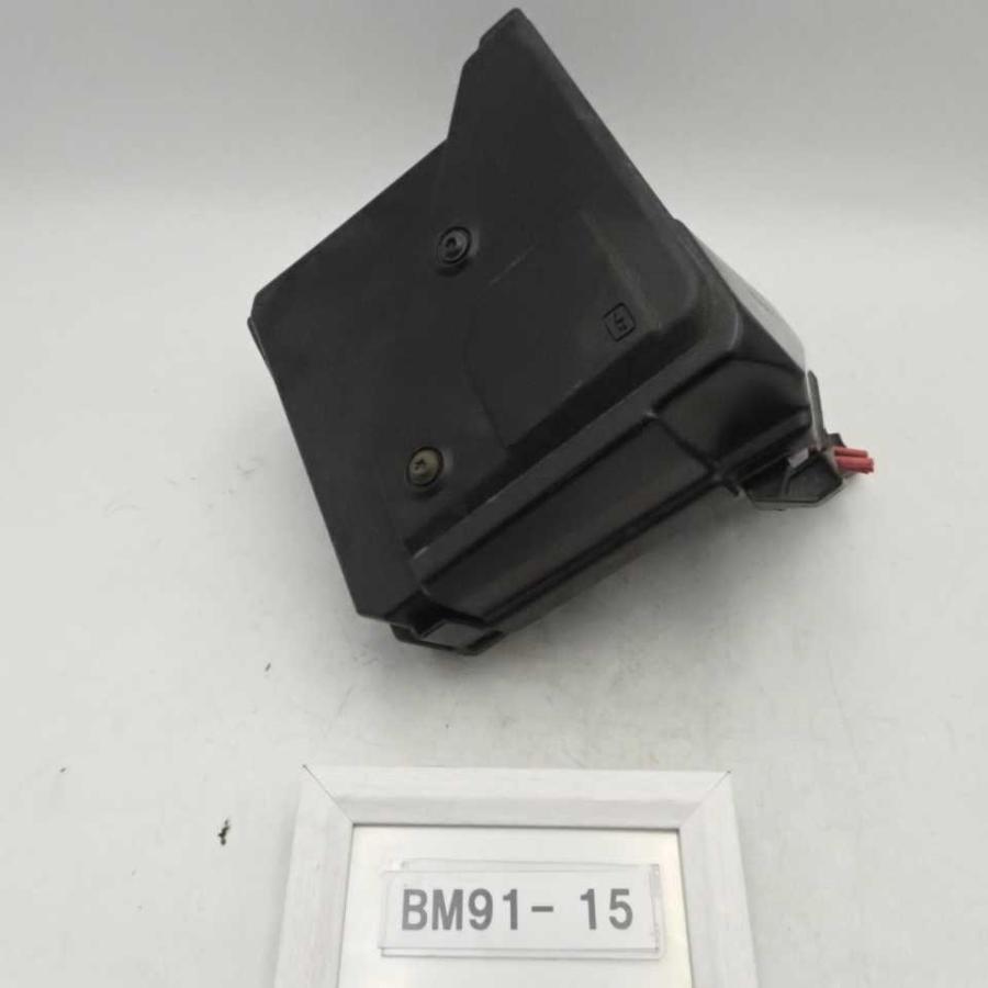 平成24年 ルノー カングー KWK4M 純正 エンジンルームヒューズボックス