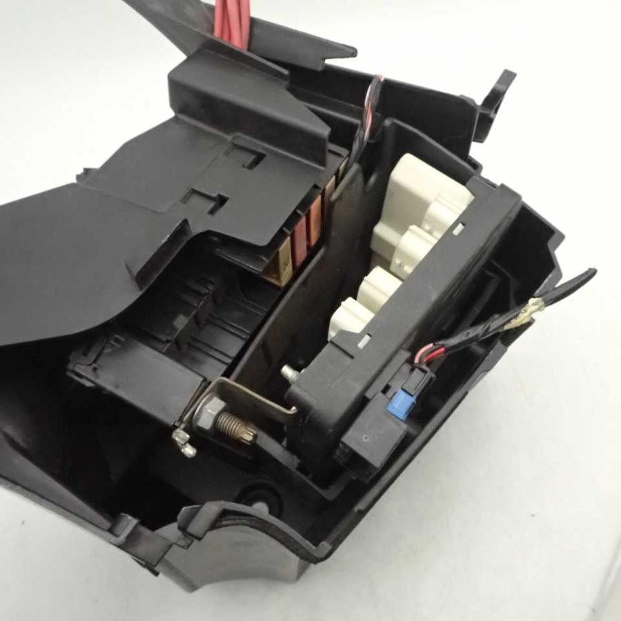 平成24年 ルノー カングー KWK4M 純正 エンジンルームヒューズボックス