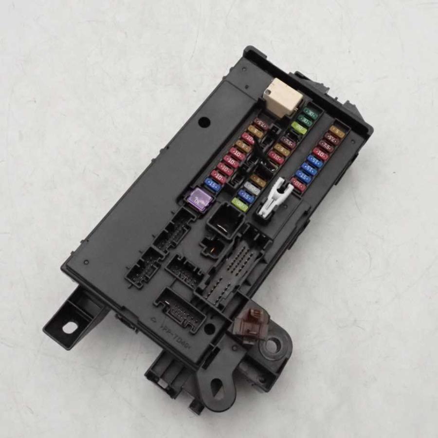 令和元年 ウェイク LA700S 後期 純正 室内ヒューズボックス BOX リレー
