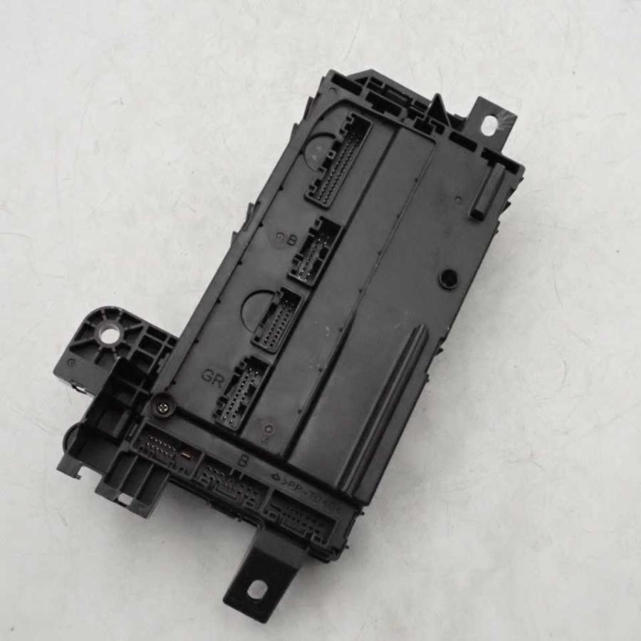 令和元年 ウェイク LA700S 後期 純正 室内ヒューズボックス BOX リレー