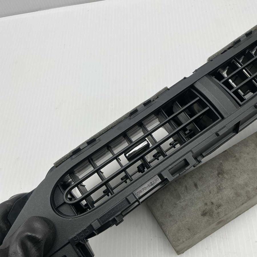 平成29年 アクア Gs NHP10 中期 純正 エアコン吹き出し口センター左右