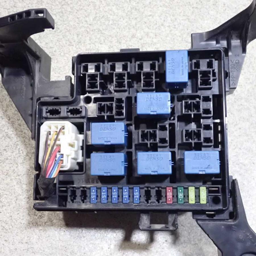 平成24年 パレット MK21S 純正 エンジンルームヒューズボックス BOX
