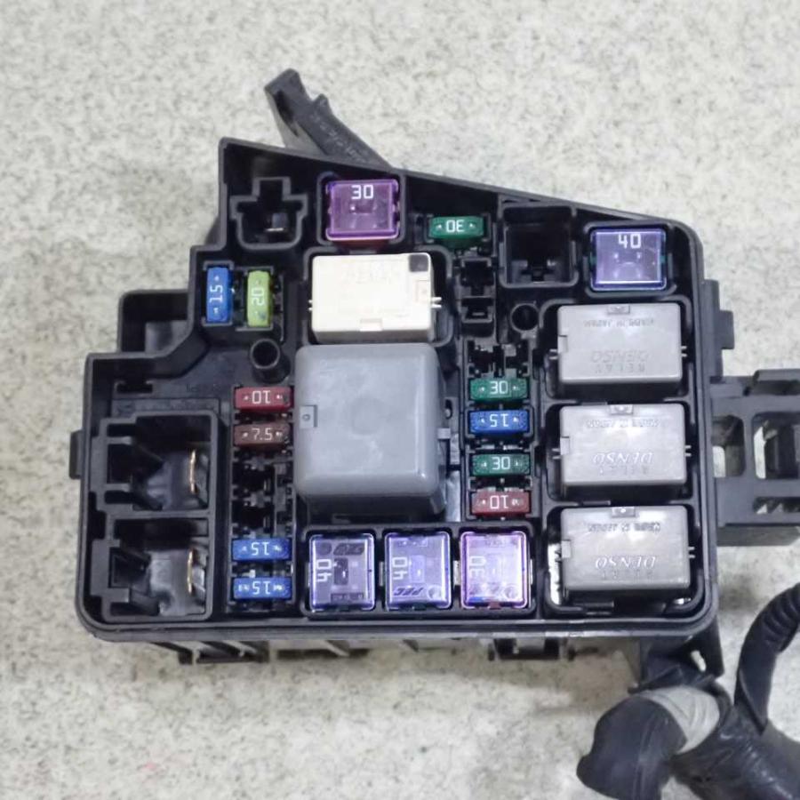 平成25年 タント カスタムRS LA600S 前期 純正 エンジンルームヒューズ