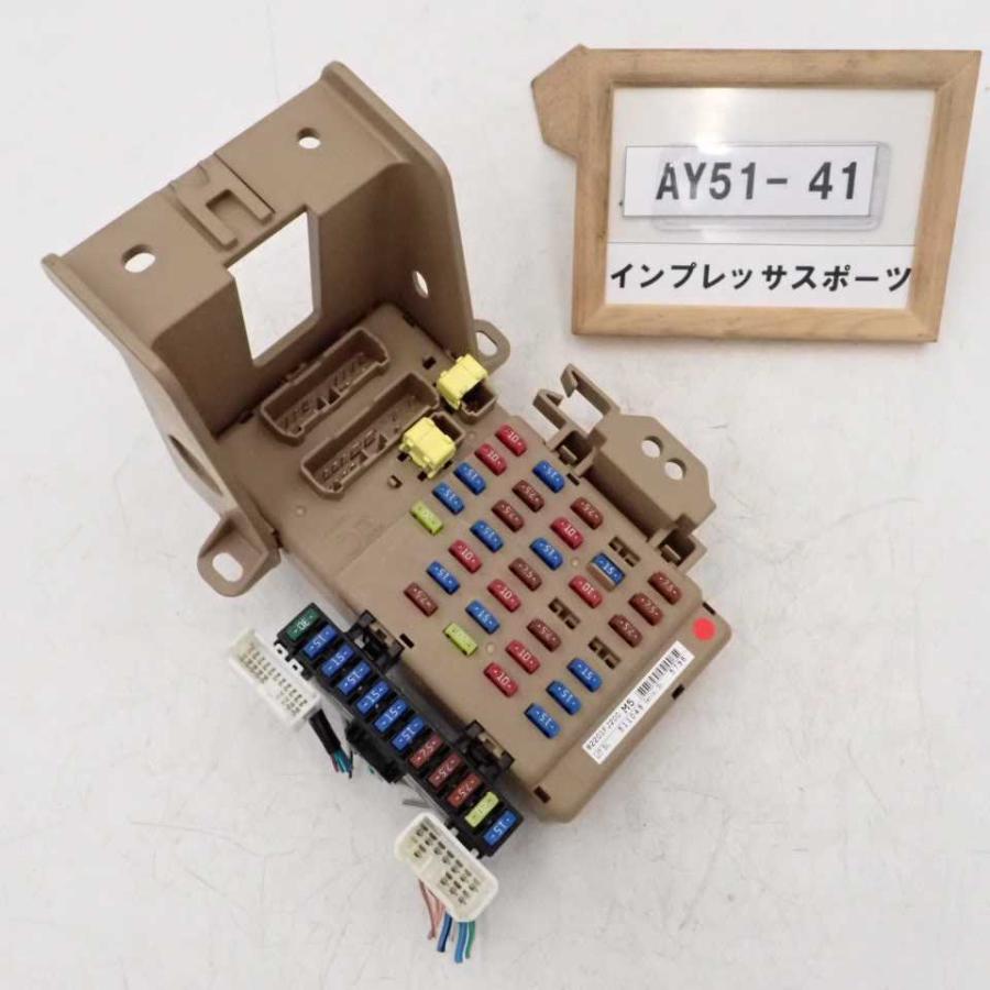平成28年 インプレッサスポーツ GP2 後期 純正 室内ヒューズボックス