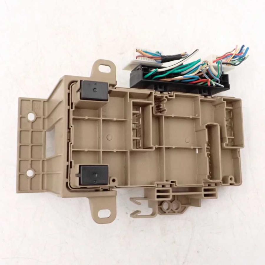 平成28年 インプレッサスポーツ GP2 後期 純正 室内ヒューズボックス