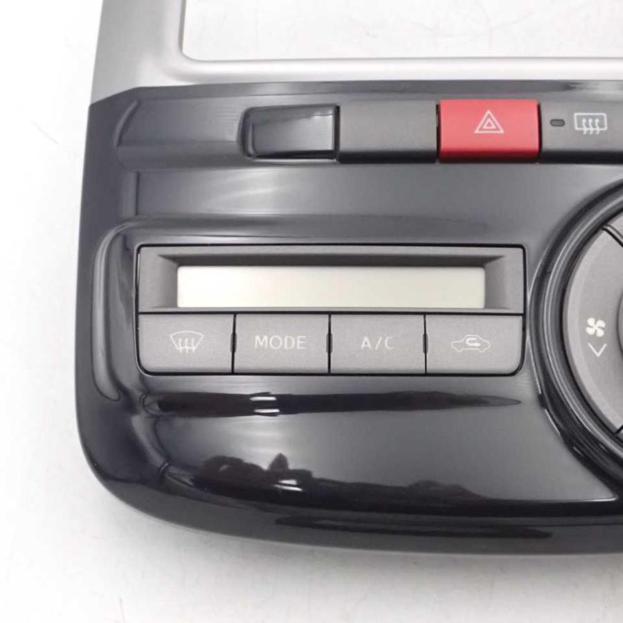KAK。タント 等 エアコン スイッチ＆ハザード＆熱線 スイッチ（白）等 平成25年 タント カスタムRS L375S 後期 純正 エアコンスイッチ