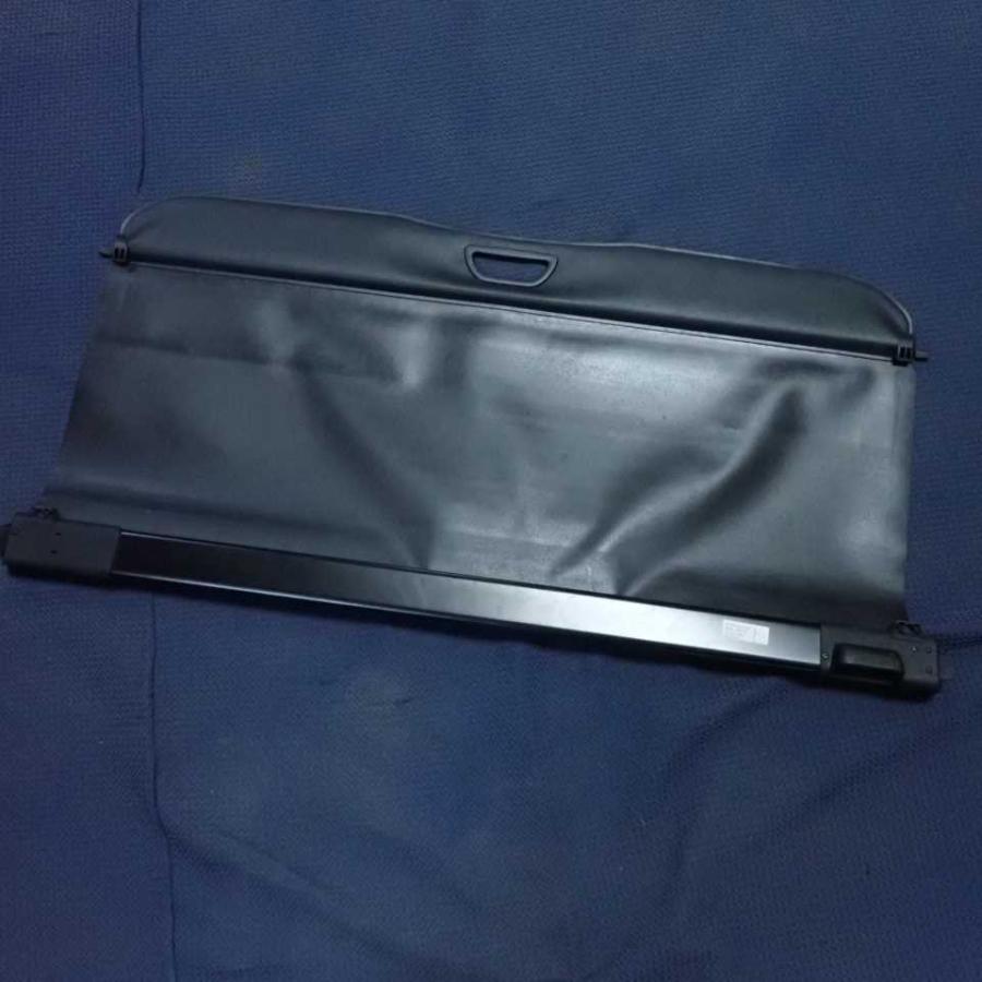 メルセデスベンツAクラス、トノカバー