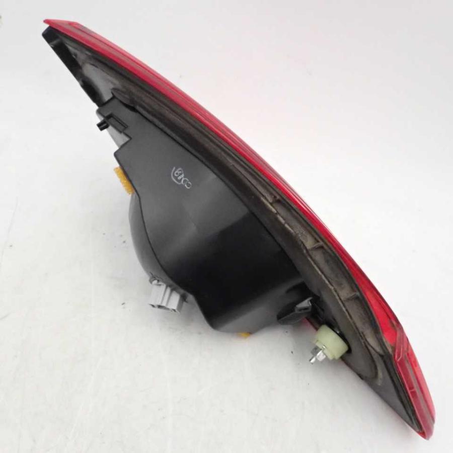 マツダ プレマシー CWEFW CWFFW CWEAW 純正テールライト左右 マツダ 純正 プレマシー 《 CWEFW 》 左テールランプ P61200-23009665