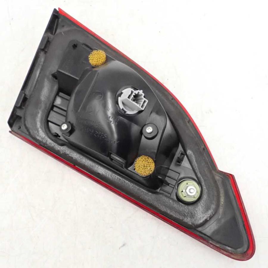 マツダ プレマシー CWEFW CWFFW CWEAW 純正テールライト左右 マツダ 純正 プレマシー 《 CWEFW 》 左テールランプ P81400-25009400