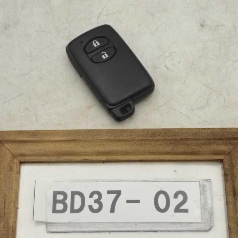 平成25年 アクア NHP10 前期 純正 スマートキー カギ キー 中古 即決