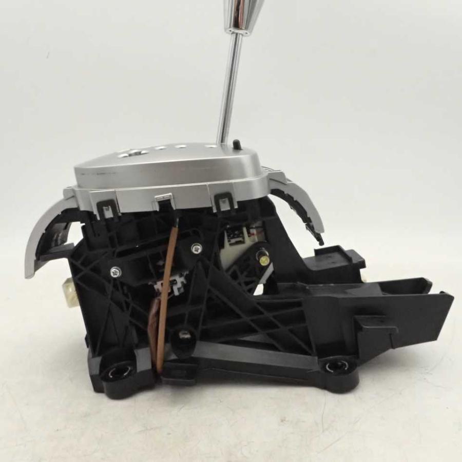 平成23年 ヴィッツ RS NCP131 前期 純正 ATシフトゲート レバー