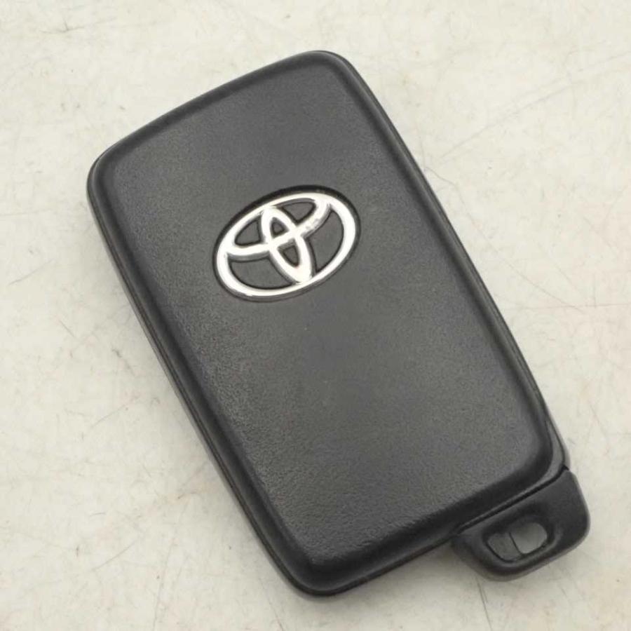 トヨタ純正スマートキー　アクアNHP10 8個　[X24] 平成24年 アクア NHP10 前期 純正 スマートキー カギ キー 中古 即決