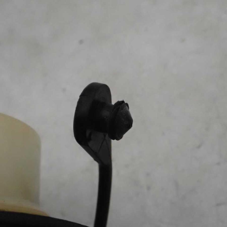 ダッジ チャレンジャー 純正 フューエルキャップ 給油口 中古 即決