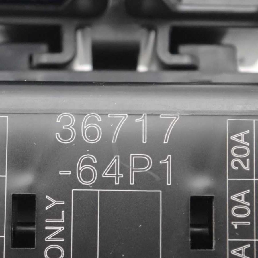 平成30年 ミニキャブバン DS17V 純正 室内ヒューズボックス BOX リレー