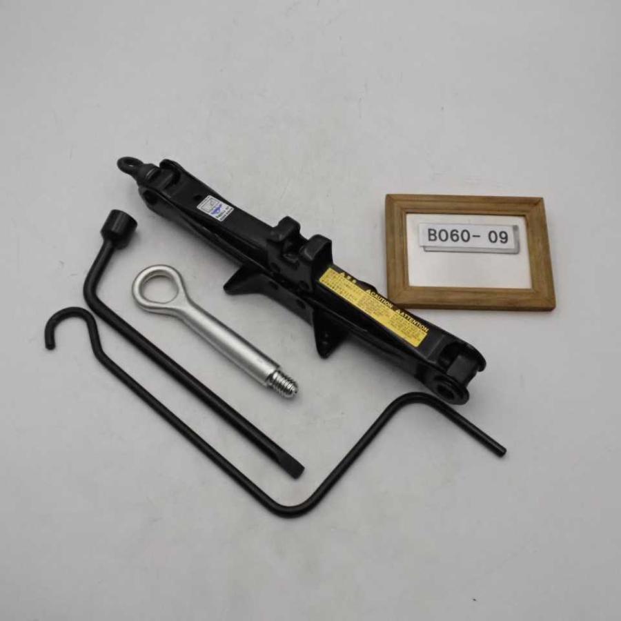 平成22年 プリウス ZVW30 前期 純正 ジャッキパンタジャッキ 車載工具