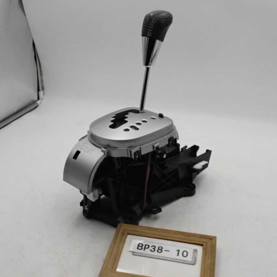 ヴィッツ NHP130 オートマシフト/ATシフト/ギヤ/レバー 99440 平成24年 ヴィッツ NSP130 前期 純正 ATシフトゲート レバー オートマ