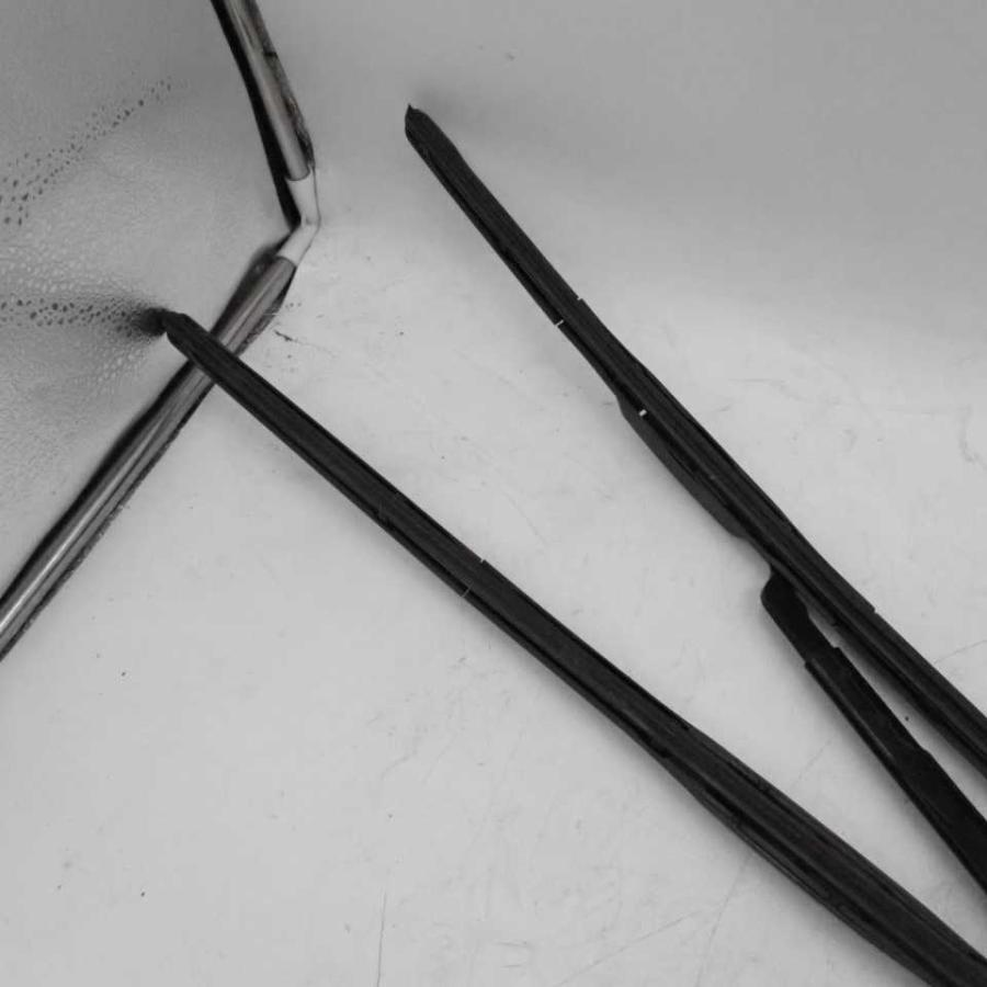 平成26年 プリウス ZVW30 後期 純正 フロント ワイパーアーム 左右