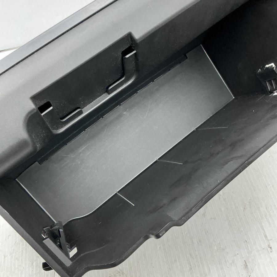 平成21年 デリカD5 前期 純正 グローブボックス BOX 助手席 中古 即決