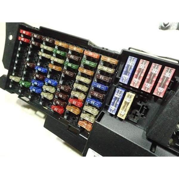 H19年 ベンツ Bクラス 245232 純正 室内ヒューズボックス BOX