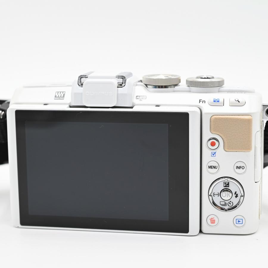 OLYMPUS オリンパス PEN E-PL7 EZダブルズームキット ホワイト E-PL7 EZ DZKIT WHT ミラーレス一眼レフカメラ |  | 03