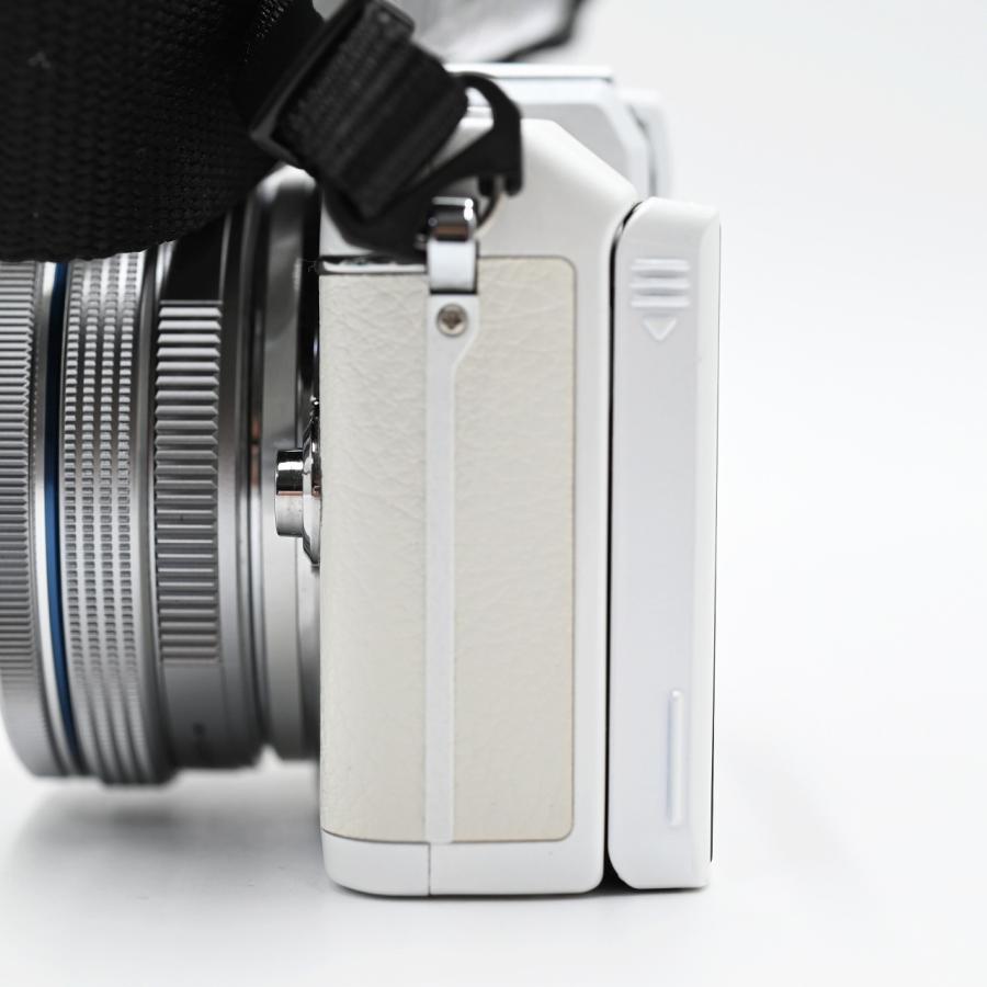 OLYMPUS オリンパス PEN E-PL7 EZダブルズームキット ホワイト E-PL7 EZ DZKIT WHT ミラーレス一眼レフカメラ |  | 07