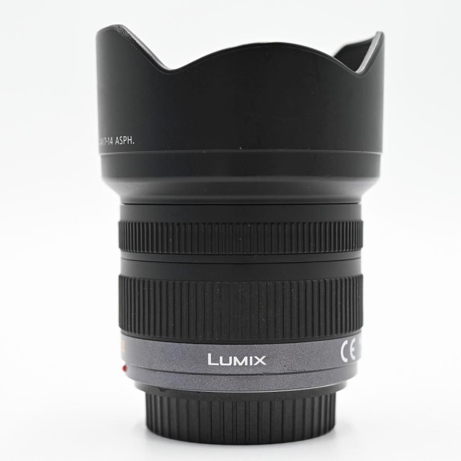 パナソニック Panasonic マイクロフォーサーズ用 7-14mm F4.0 広角ズーム G VARIO ASPH. H-F007014 交換レンズ |  | 06