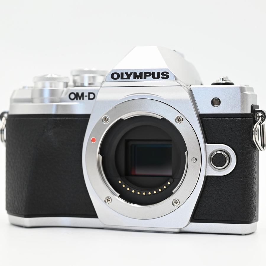 OLYMPUS ミラーレス一眼カメラ OM-D E-M10 MarkIII EZダブルズームキット シルバー ミラーレス一眼レフカメラ |  | 01