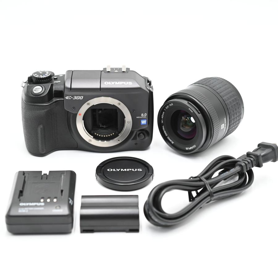 OLYMPUS デジタル一眼レフカメラ E-300 ?Zuiko Digital 14-45mm f3.5-5.6 レンズセット デジタル一眼レフカメラ | 