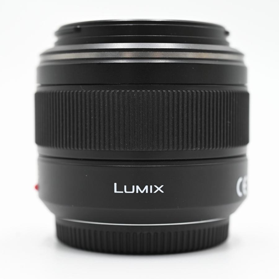 Panasonic パナソニック 単焦点レンズ マイクロフォーサーズ用 ライカ DG SUMMILUX 25mm/F1.4 ASPH. ブラック H-X025 交換レンズ |  | 06