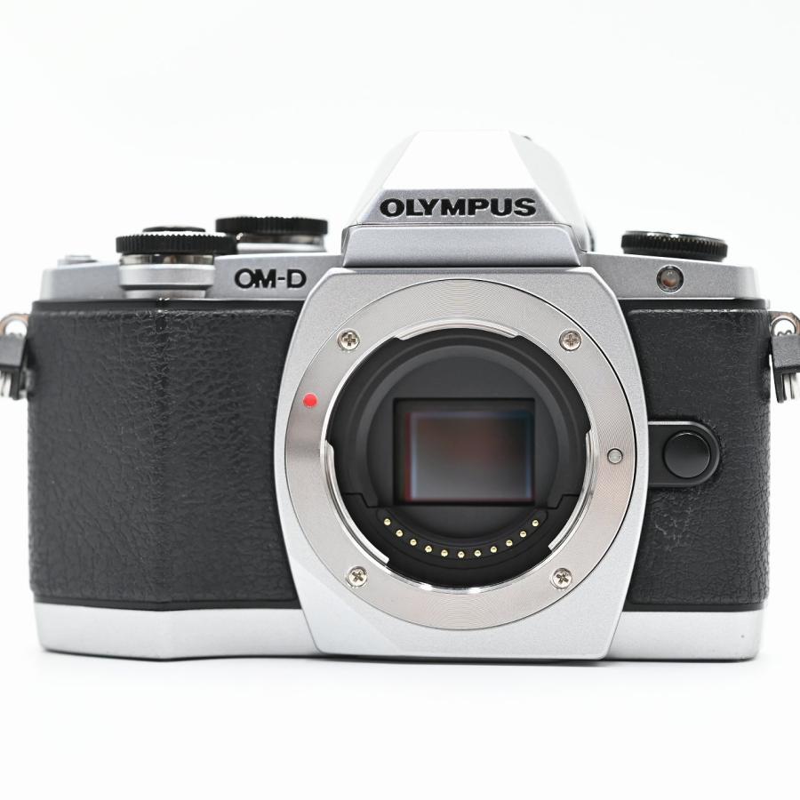 OLYMPUS オリンパス OM-D E-M10 ボディ シルバー ミラーレス一眼 OM-D E-M10 BODY SLV ミラーレス一眼レフカメラ |  | 02