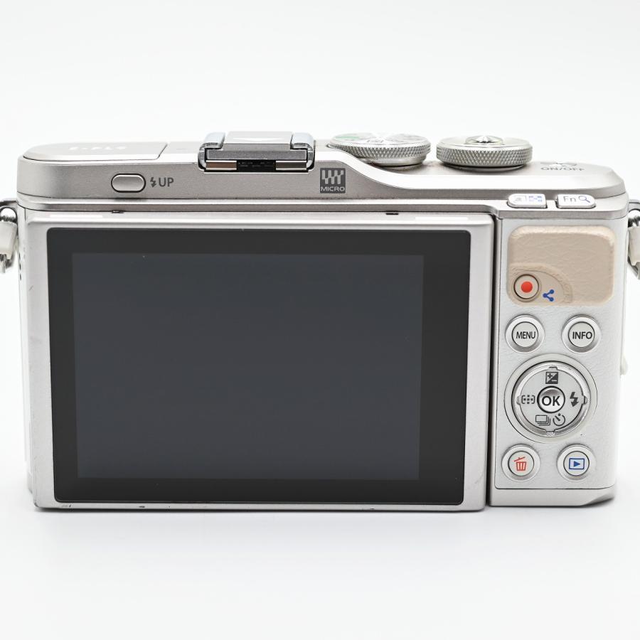 OLYMPUS オリンパス ミラーレス一眼カメラ PEN E-PL9 ボディー ホワイト ミラーレス一眼レフカメラ |  | 03