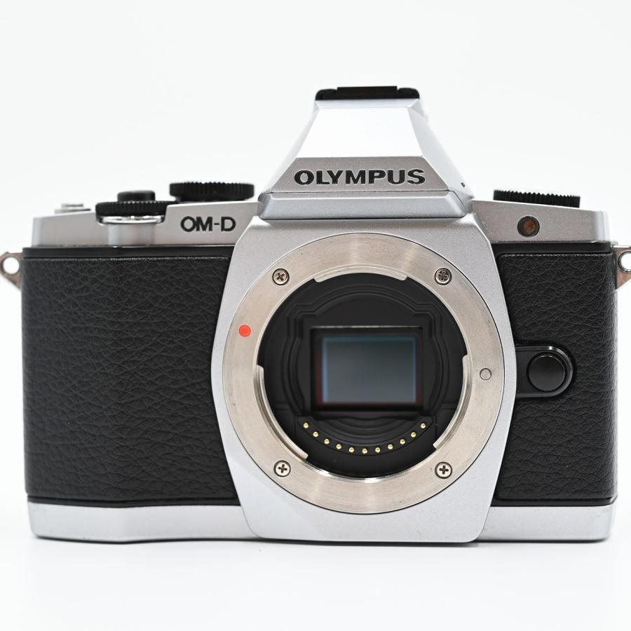 OLYMPUS オリンパス ミラーレス一眼 OM-D E-M5 ボディ シルバー ミラーレス一眼レフカメラ |  | 02
