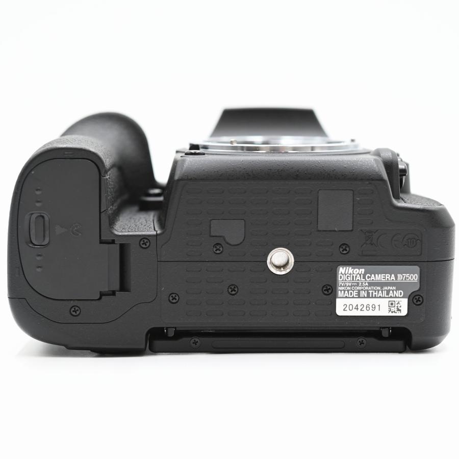 Nikon ニコン デジタル一眼レフカメラ D7500 ボディ デジタル一眼レフカメラ |  | 05