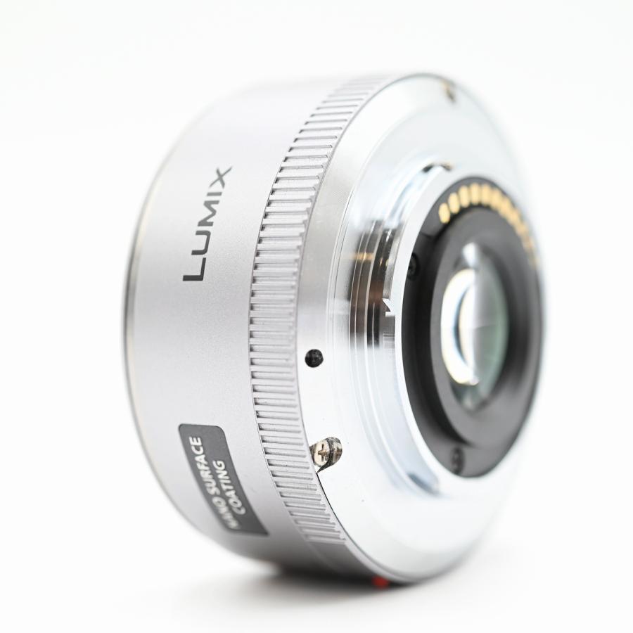 Panasonic パナソニック G X VARIO PZ 14-42mm/F3.5-5.6 ASPH./POWER O.I.S. シルバー H-PS14042-S コンパクトデジタルカメラ |  | 03