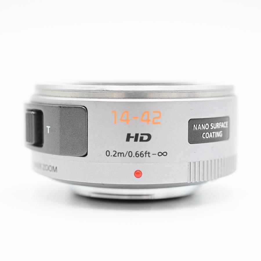 Panasonic パナソニック G X VARIO PZ 14-42mm/F3.5-5.6 ASPH./POWER O.I.S. シルバー H-PS14042-S コンパクトデジタルカメラ |  | 06