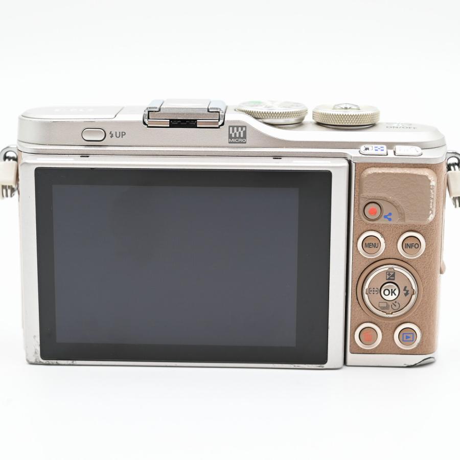 OLYMPUS ミラーレス一眼カメラ PEN E-PL9 ボディー ブラウン ミラーレス一眼レフカメラ |  | 02