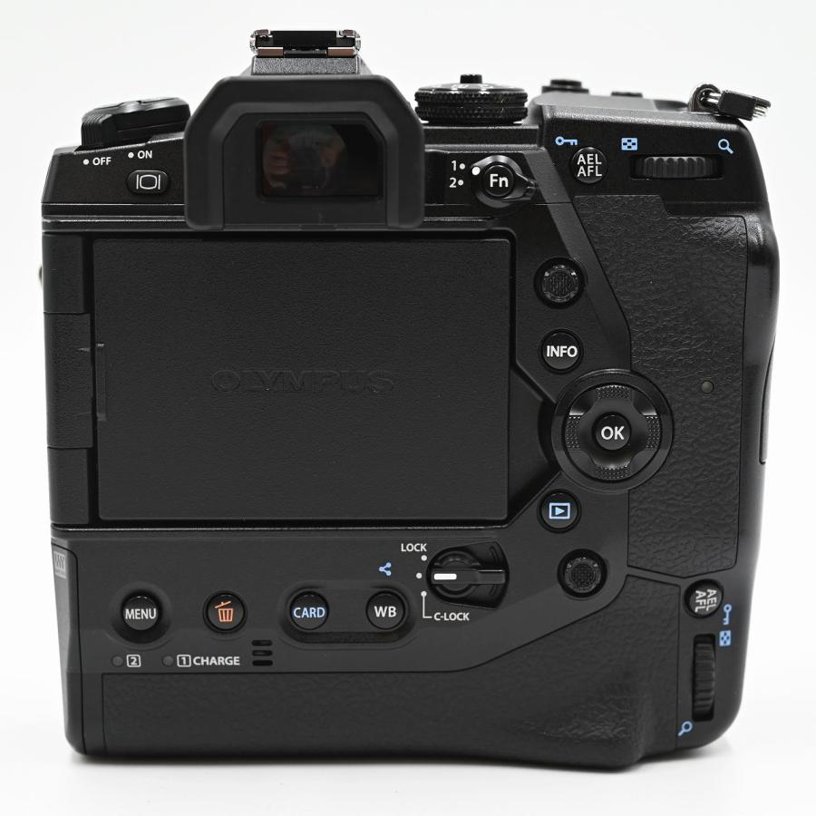 OLYMPUS オリンパス ミラーレスカメラ OM-D E-M1X ミラーレス一眼レフカメラ |  | 02