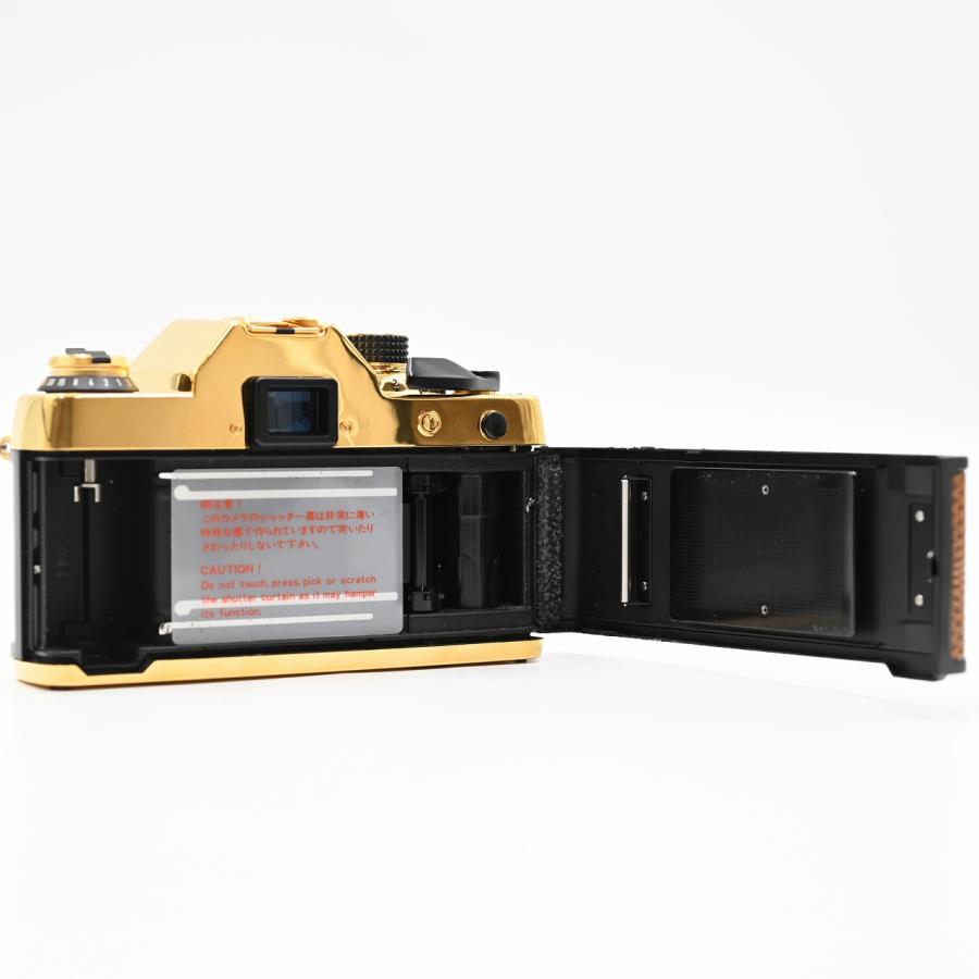 CONTAX コンタックス RTS ボディ 50周年記念モデル ゴールド ミラーレス一眼レフカメラ |  | 05