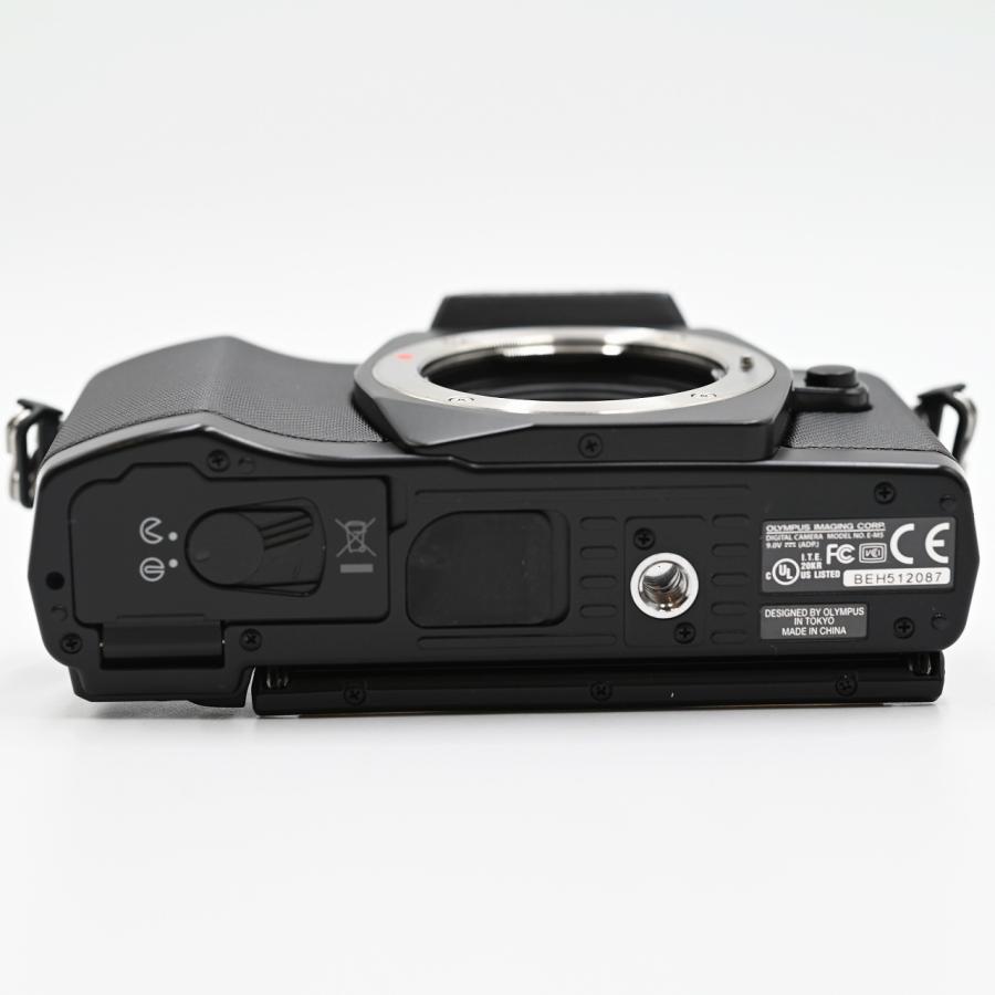 OLYMPUS オリンパス ミラーレス一眼 OM-D E-M5 ダブルズームキット ブラック OM-D E-M5 DZKIT BLK ミラーレス一眼レフカメラ |  | 05