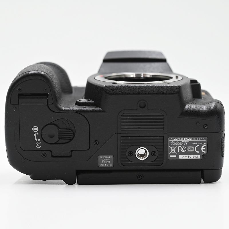 OLYMPUS デジタルカメラ E-5 ボディ デジタル一眼レフカメラ |  | 05