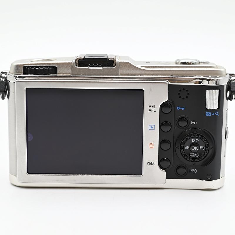 OLYMPUS オリンパス ミラーレス一眼 E-P1 ツインレンズキット シルバー E-P1 TKIT-SLV ミラーレス一眼レフカメラ |  | 03