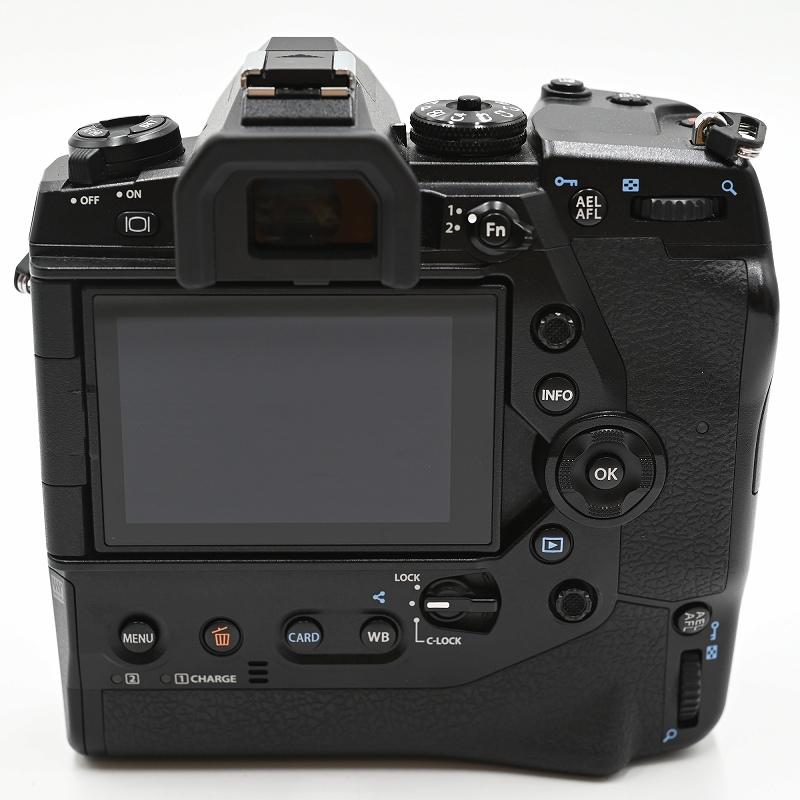 OLYMPUS オリンパスミラーレスカメラ OM-D E-M1X ミラーレス一眼レフカメラ |  | 03