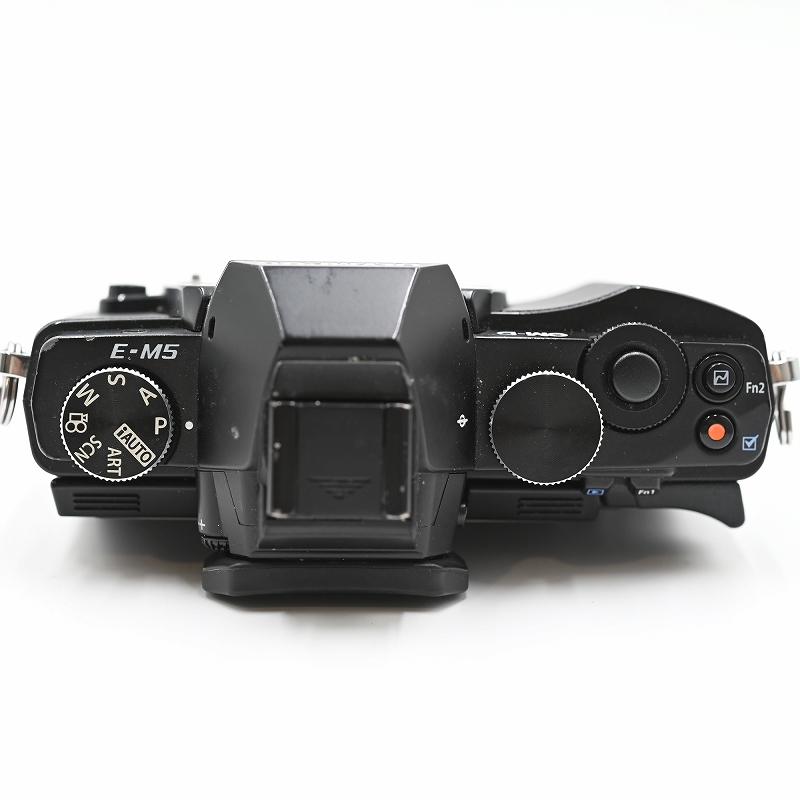 OLYMPUS オリンパス ミラーレス一眼 OM-D E-M5 ボディ ブラック ミラーレス一眼レフカメラ |  | 04