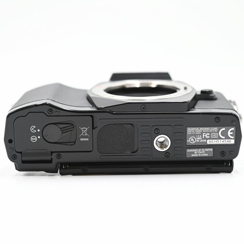 OLYMPUS オリンパス ミラーレス一眼 OM-D E-M5 ボディ ブラック ミラーレス一眼レフカメラ |  | 05