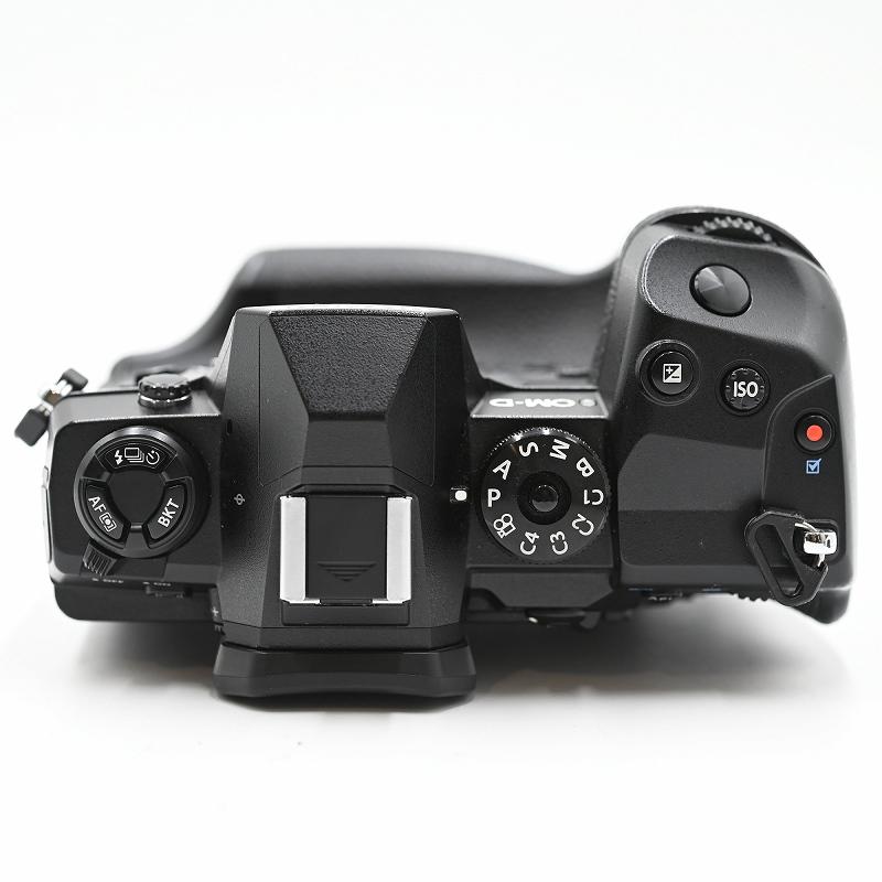 OLYMPUS オリンパス ミラーレスカメラ OM-D E-M1X ミラーレス一眼レフカメラ |  | 04